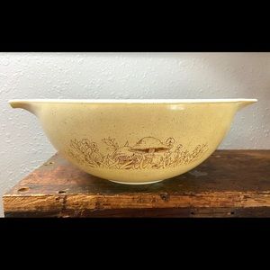 Vintage Pyrex Mushroom Ceramic Cream Large Bowl